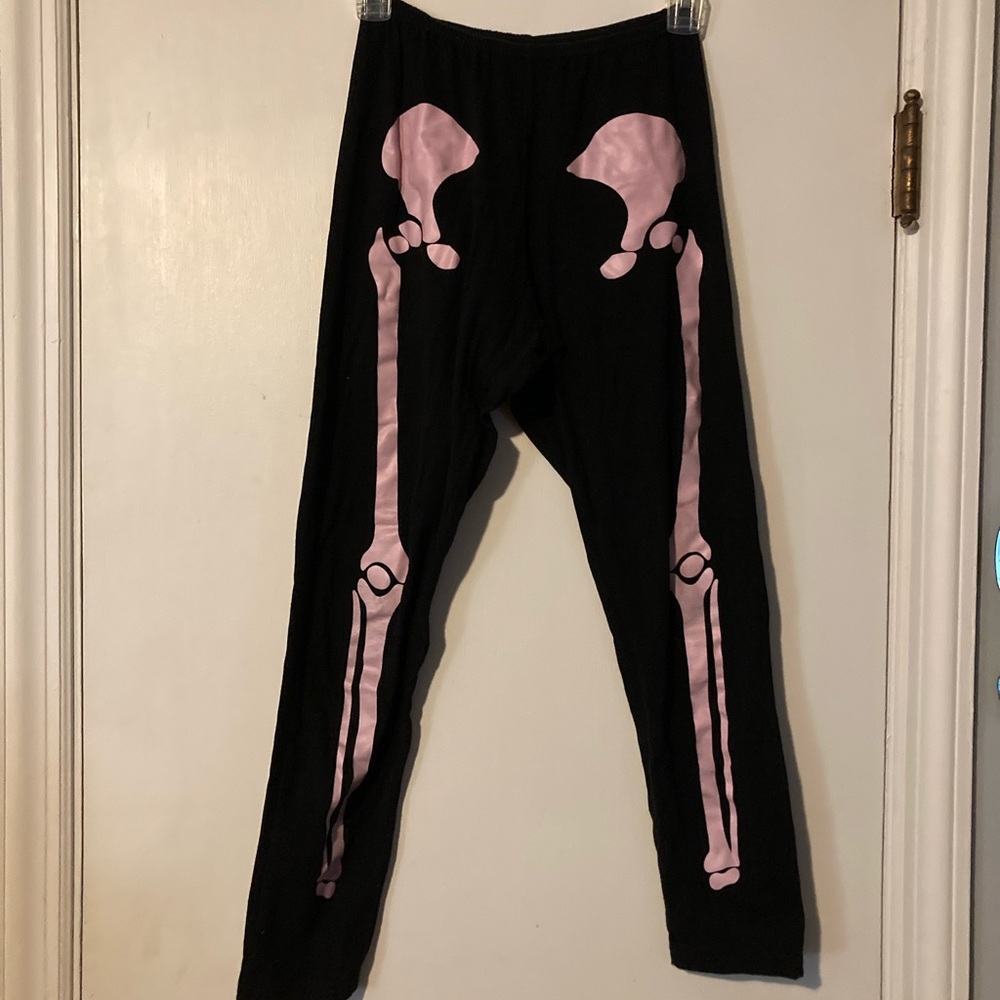 Med skull outfit